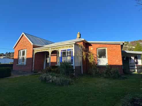 6 Calder Avenue, North East Valley