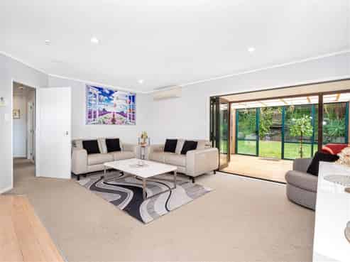  37 Poike Road, Hairini