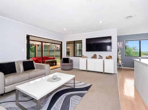  37 Poike Road, Hairini
