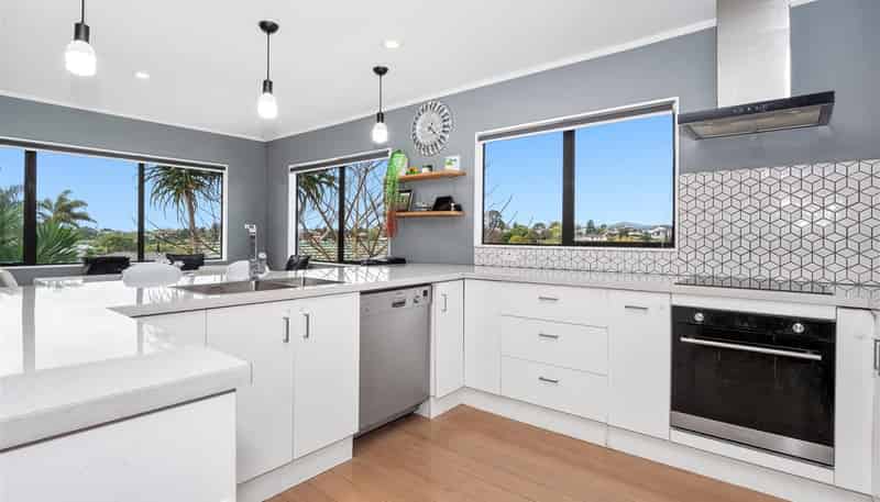  37 Poike Road, Hairini