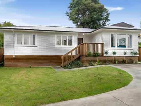 200A Henderson Valley Road, Henderson