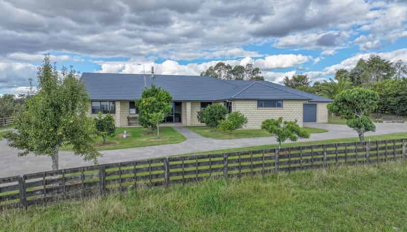 800 Tuhikaramea Road, Ngahinapouri