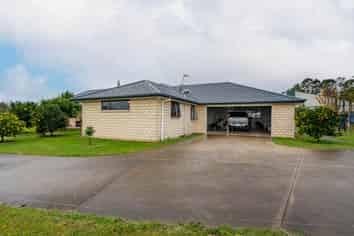 800 Tuhikaramea Road, Ngahinapouri