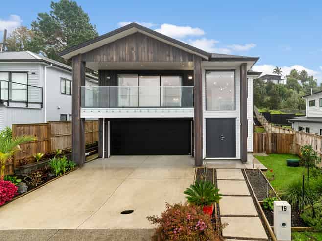 19 Pacific Heights Road, Orewa