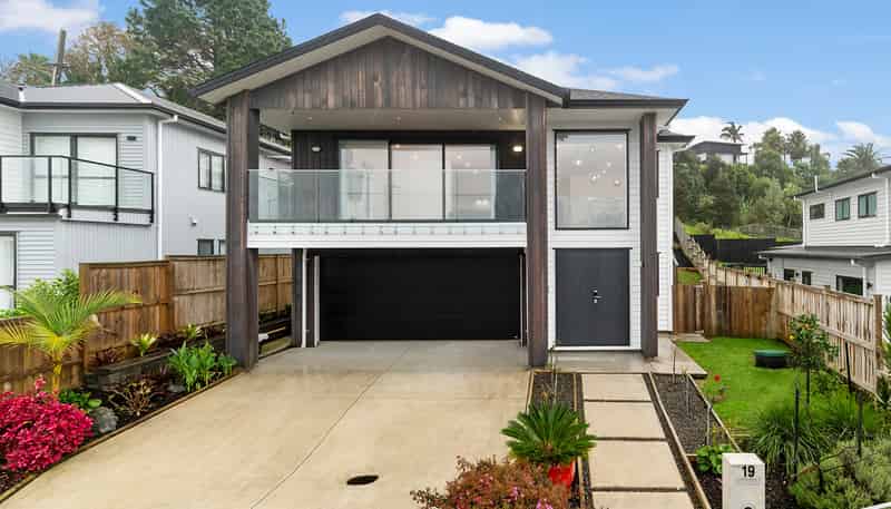 19 Pacific Heights Road, Orewa