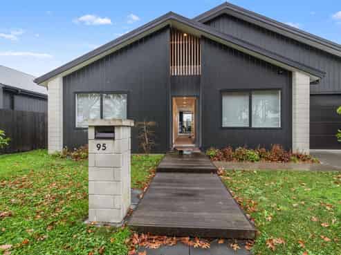 95B Thompson Street, Leamington