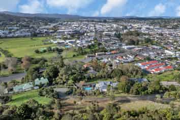 5 High Oaks Way, Avenues