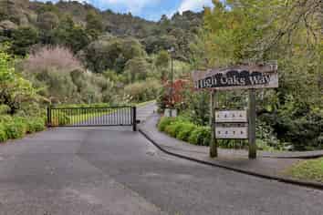 5 High Oaks Way, Avenues