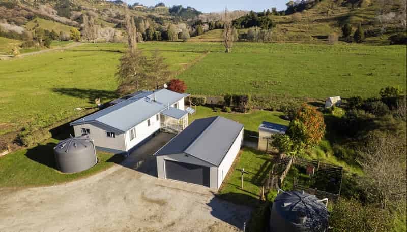 911 Kanakanaia Road, Te Karaka