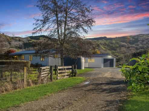 911 Kanakanaia Road, Te Karaka