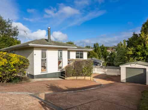 40 Vina Place, Massey