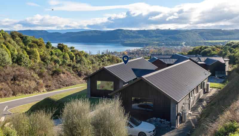 13 Sparrowhawk Way, Kinloch