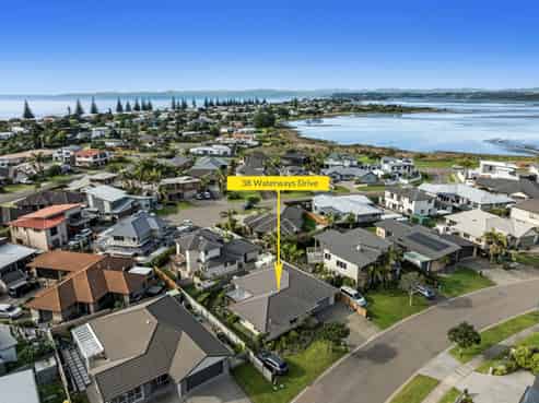 38 Waterways Drive, Ohope