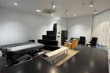 Boutique Retail Opportunity with High Foot Traffic