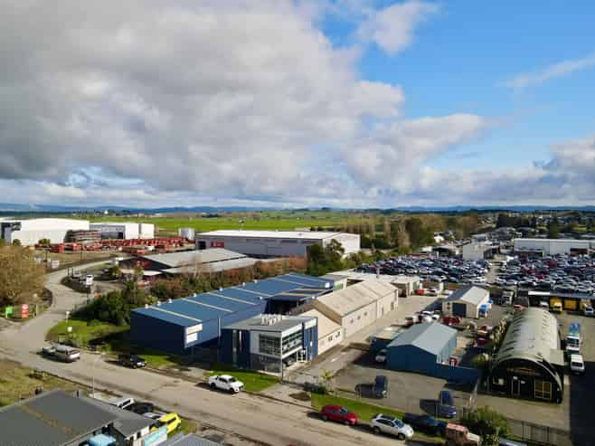 Large industrial site with drive-around access