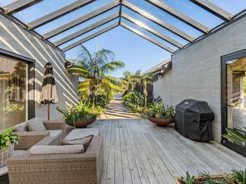 438a Lower Pitone Road, Pitone
