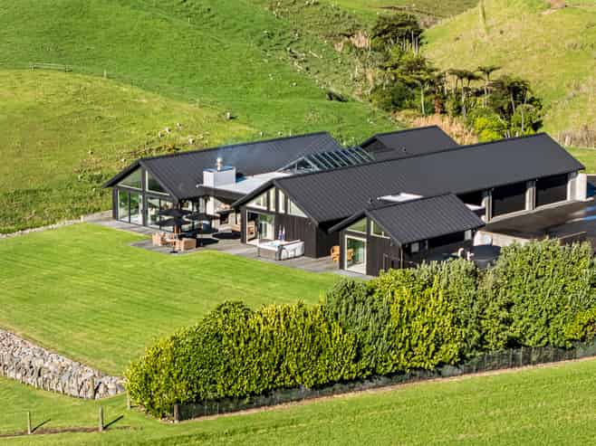 438a Lower Pitone Road, Pitone