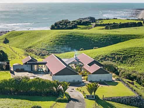 438a Lower Pitone Road, Pitone