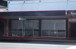 Central Takapuna Retail / Office with GREAT Exposure