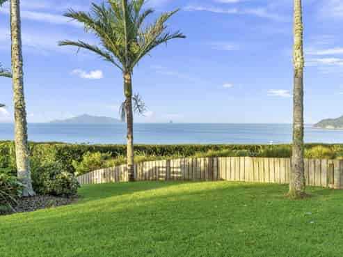 1052 Cove Road, Langs Beach