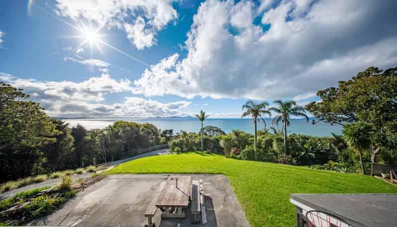 1052 Cove Road, Langs Beach