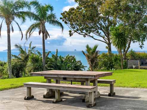 1052 Cove Road, Langs Beach