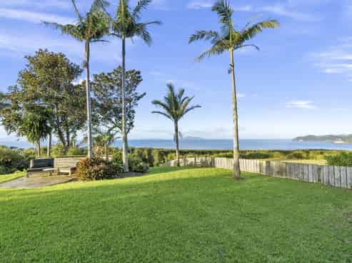 1052 Cove Road, Langs Beach