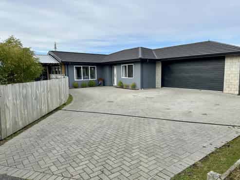 8 Stonefly Place, Nukuhau