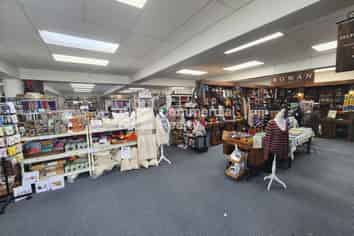 422 Sqm Retail In Mt Wgtn
