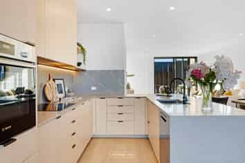 27 Amber Court, Stonefields