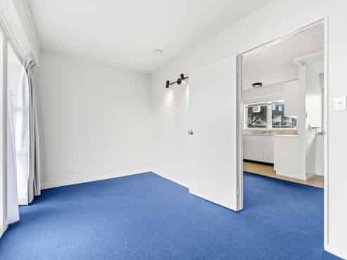 2/25 Britannia Street, Petone