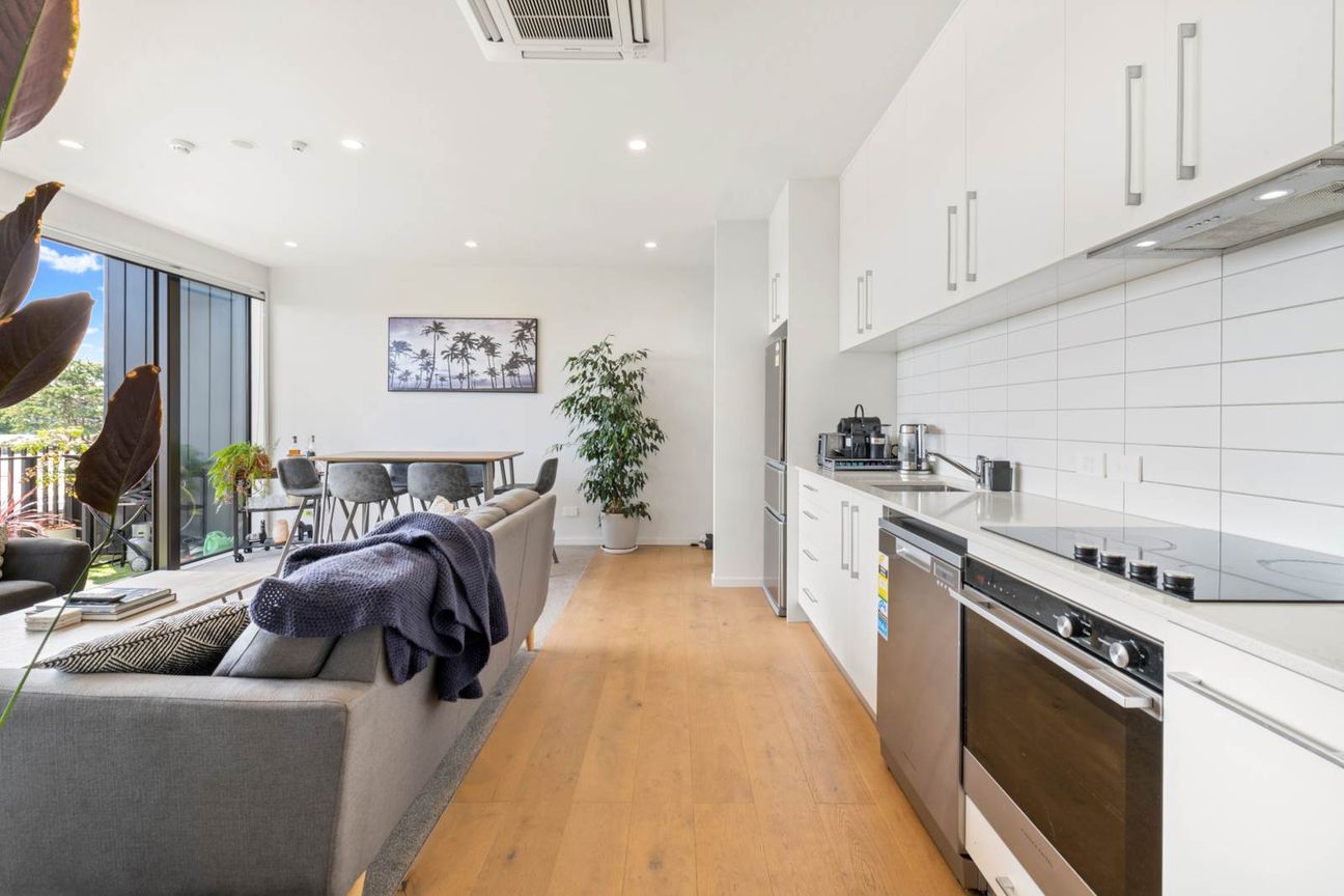 2-Bedroom 1 car park Under $549k in Otahuhu - Widok 2