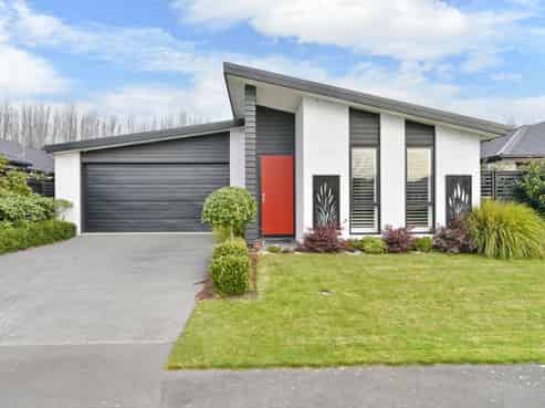 8 McLendon Green, Belfast