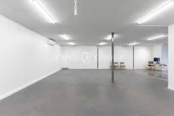 RARE PRISTINE OPEN PLAN SPACE IN KINGSLAND