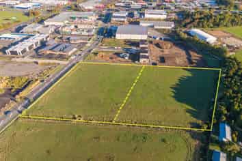 Part/38 Karewa Place, Te Rapa