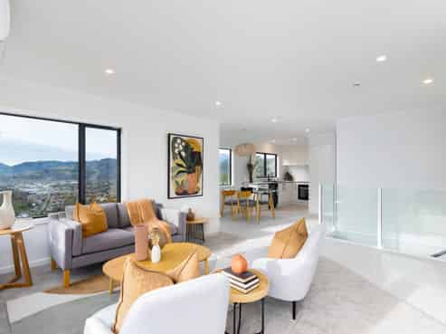 319 Princes Drive, Britannia Heights