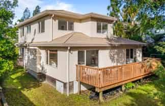 22 Poturi Streams Avenue, Titirangi