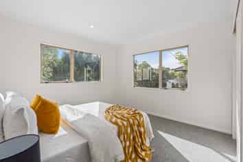 22 Poturi Streams Avenue, Titirangi