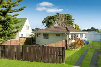 53 Kindergarten Drive, Conifer Grove