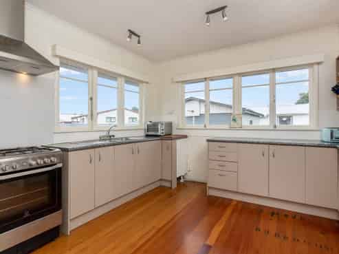3 and 3a Dominion Road, Nawton
