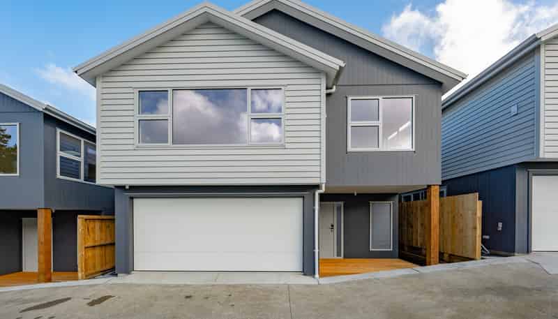 47 Chamberlain Road, Massey