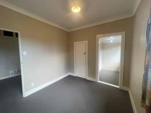 1598  Great North Road, Waterview