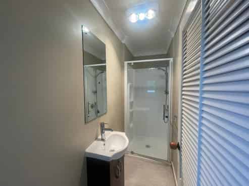 1598  Great North Road, Waterview