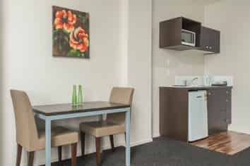 Studio Uni Great South Road, Otahuhu