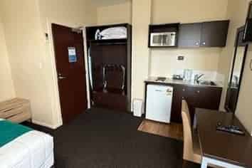 Studio Uni Great South Road, Otahuhu