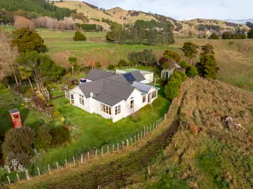 1453A Masterton Castlepoint Road, Tauweru