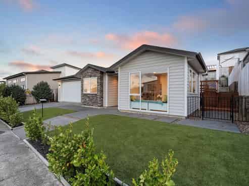 66 Godfrey Drive, Orewa