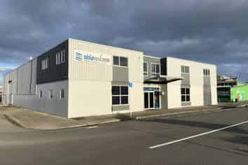 Warehouse office building in Feilding CBD