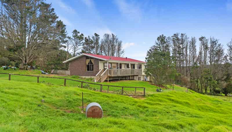 60 Horahora Road, Maromaku