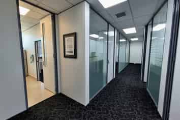 Versatile office in St Lukes